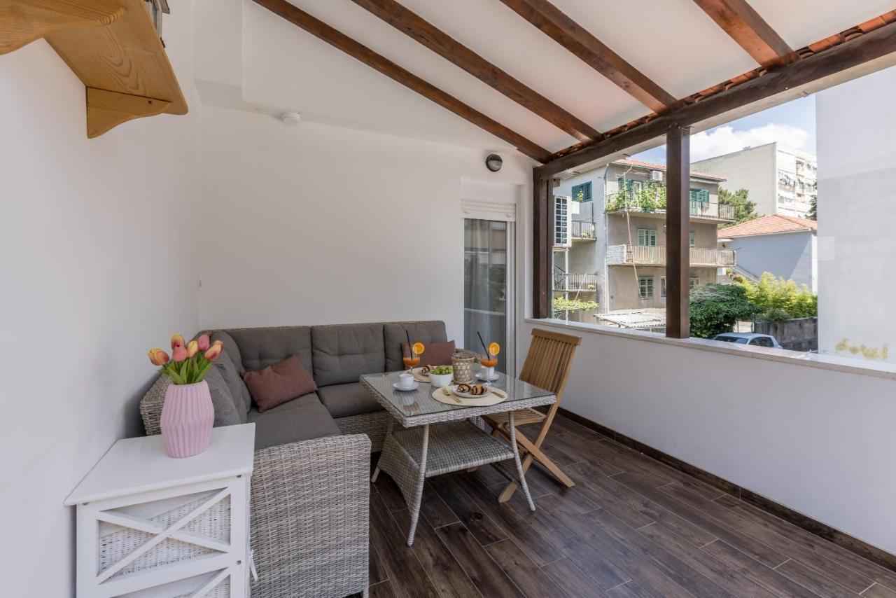 Apartment & Room Ileana สปลิท ภายนอก รูปภาพ