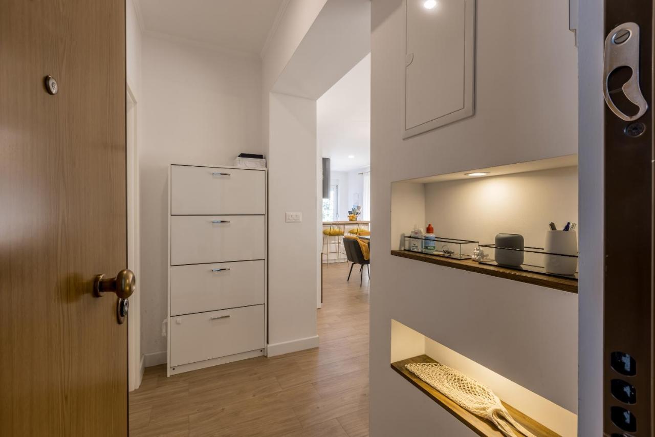Apartment & Room Ileana สปลิท ภายนอก รูปภาพ