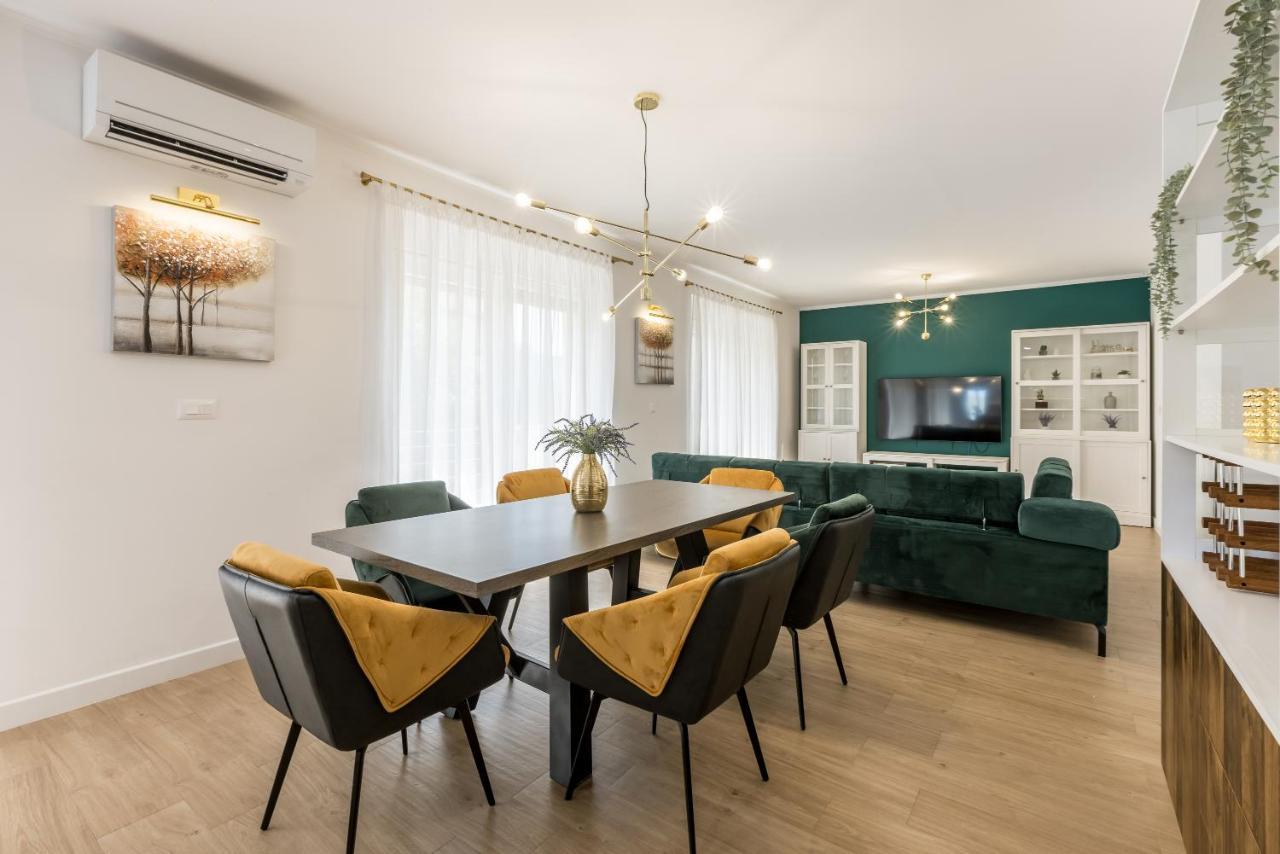 Apartment & Room Ileana สปลิท ภายนอก รูปภาพ